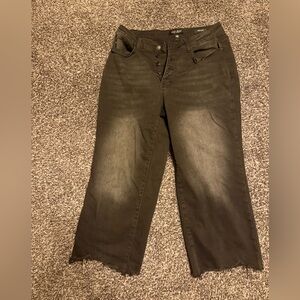 Judy Blue Charcoal Button-Fly Cropped Jeans